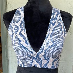 Varley snake print Yoga/sports bra
